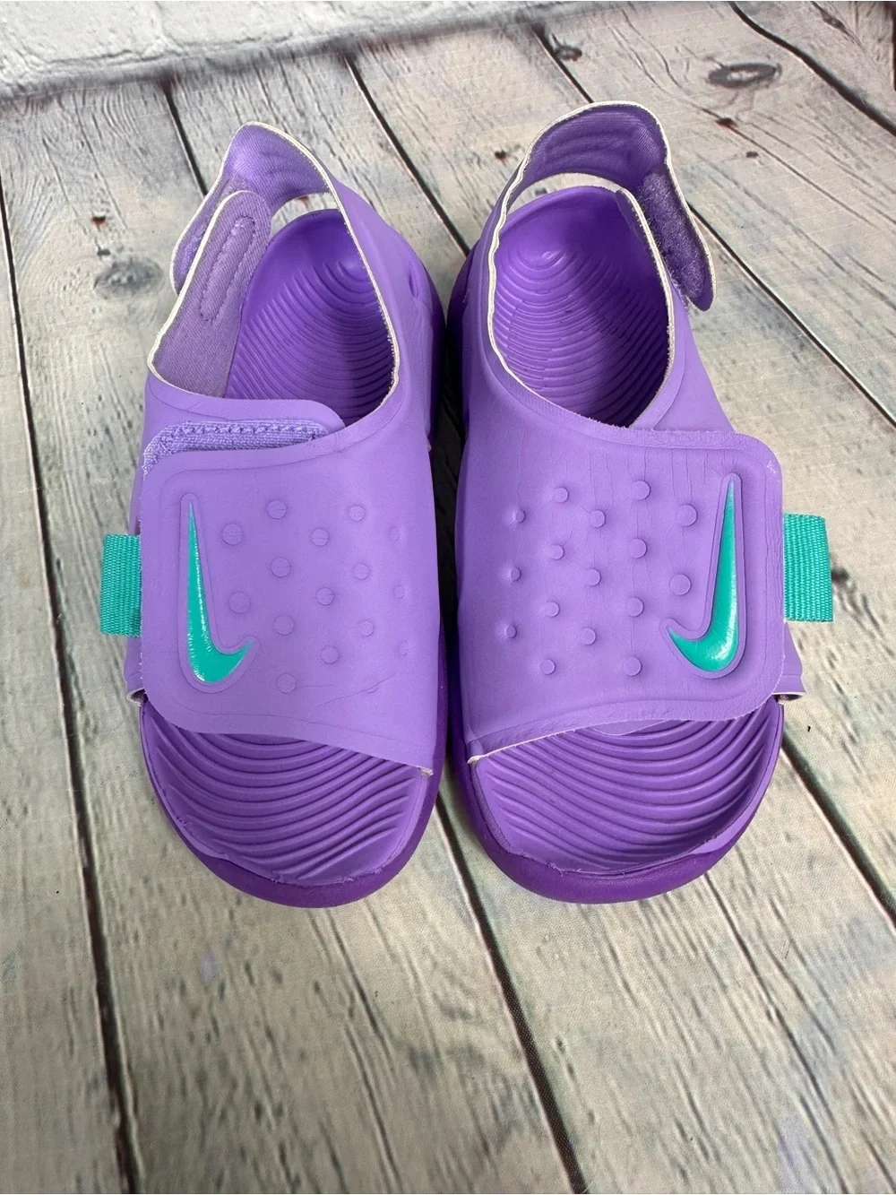 Nike Sunray purple girl sandals size 10
